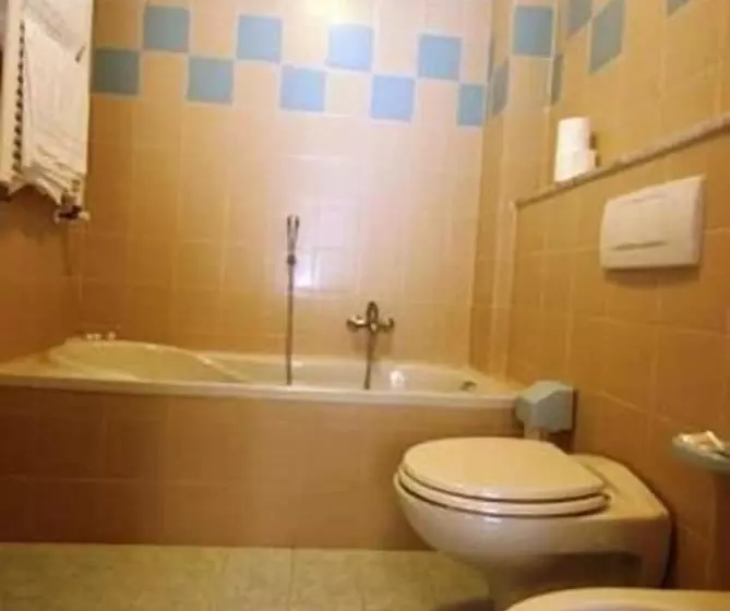 בית מלון כפרי The Marquee