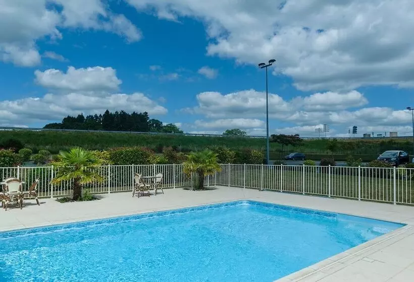 Отель The Originals City, Hôtel Alexia, La Souterraine