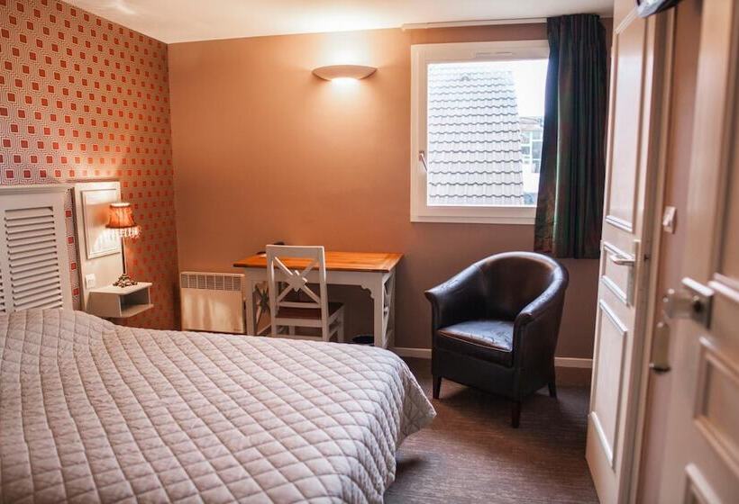 هتل The Originals City, Le Cottage Hôtel, Bruaylabuissière