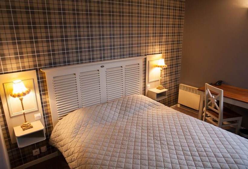 هتل The Originals City, Le Cottage Hôtel, Bruaylabuissière