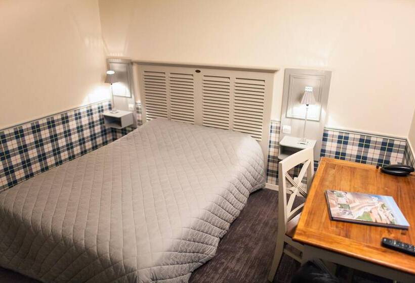 هتل The Originals City, Le Cottage Hôtel, Bruaylabuissière