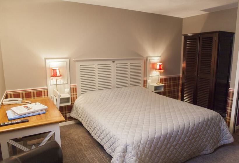 هتل The Originals City, Le Cottage Hôtel, Bruaylabuissière