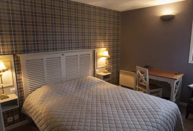 هتل The Originals City, Le Cottage Hôtel, Bruaylabuissière