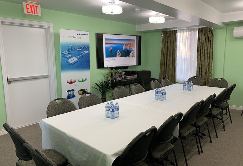 Midtown Motel & Suites