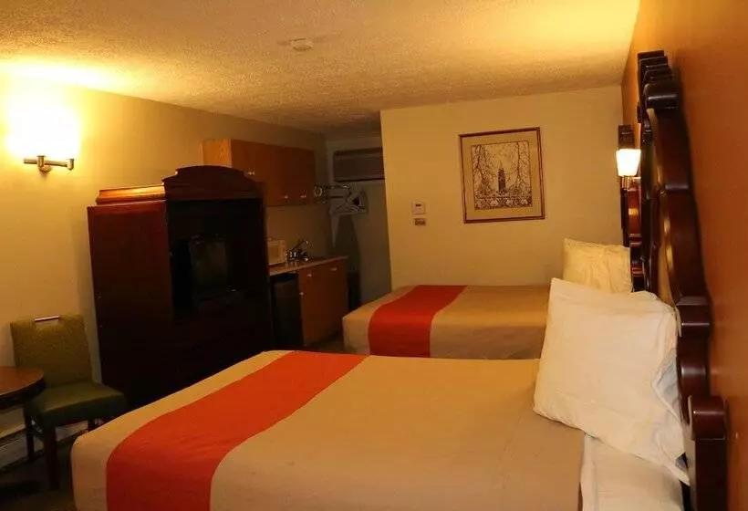 Midtown Motel & Suites