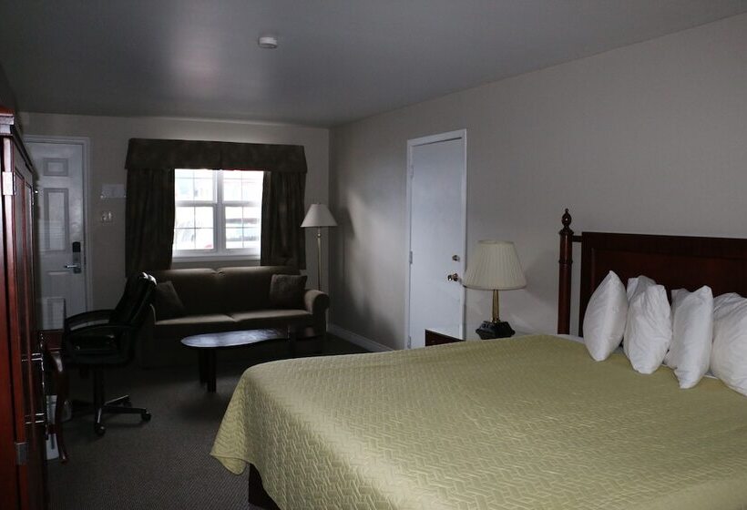 Midtown Motel & Suites