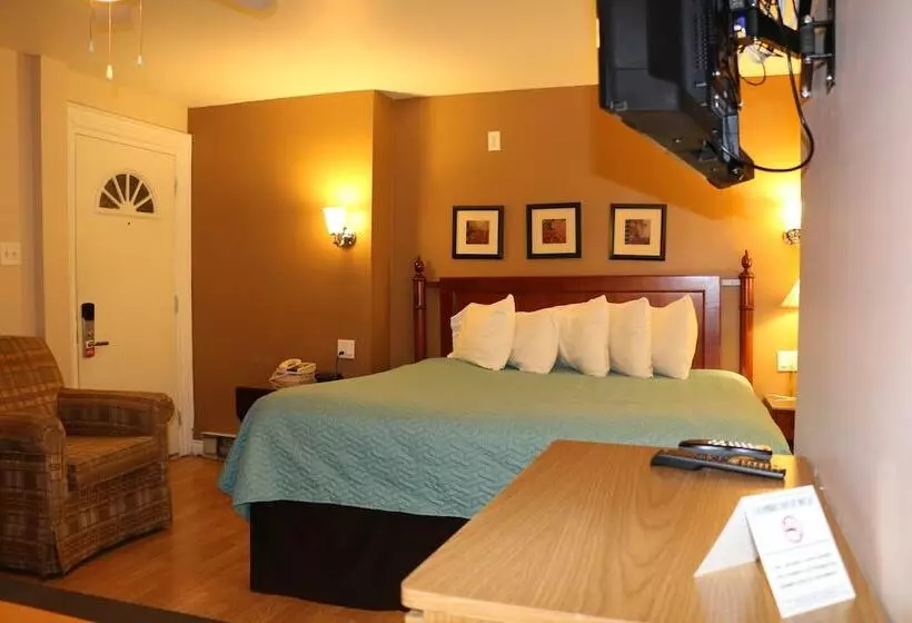 Midtown Motel & Suites