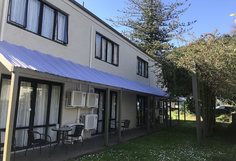 מוטל Royal Park Lodge