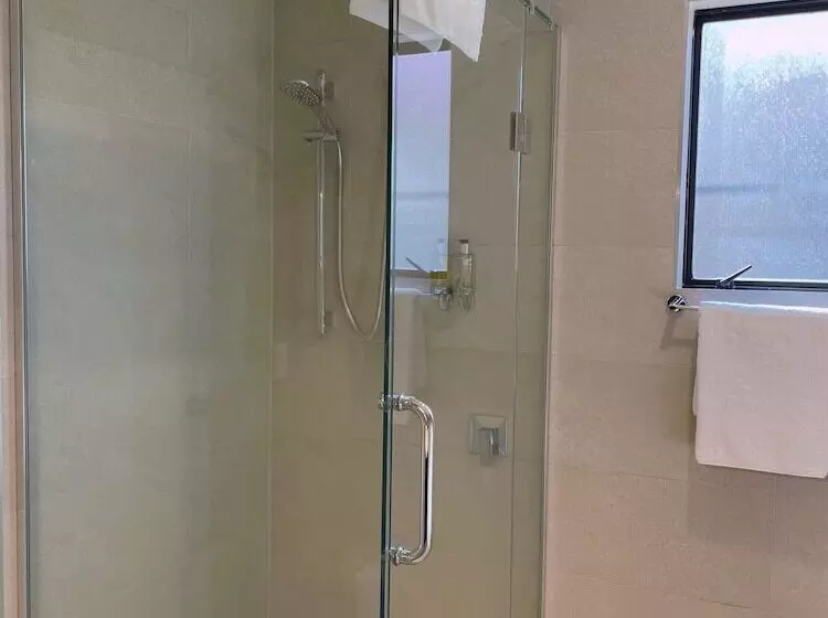 فندق على الطريق Royal Park Lodge