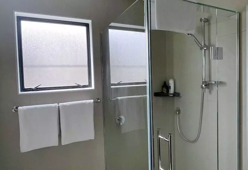 فندق على الطريق Royal Park Lodge