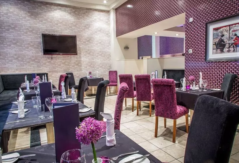 Rox Hotel Aberdeen By Compass Hospitality