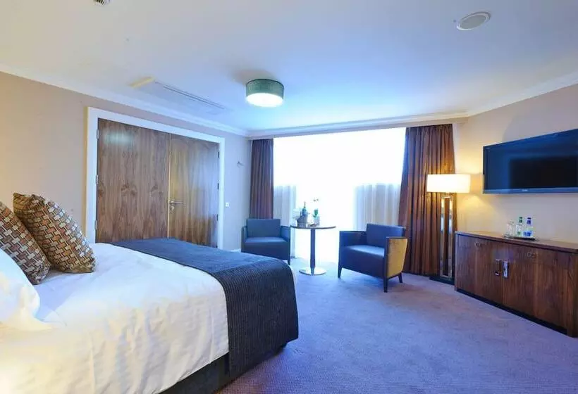 Rox Hotel Aberdeen By Compass Hospitality