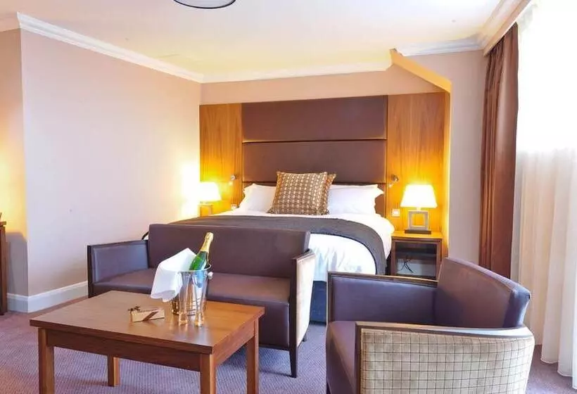 Rox Hotel Aberdeen By Compass Hospitality