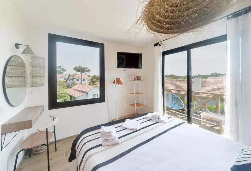Single Fin Hotel & Lodge