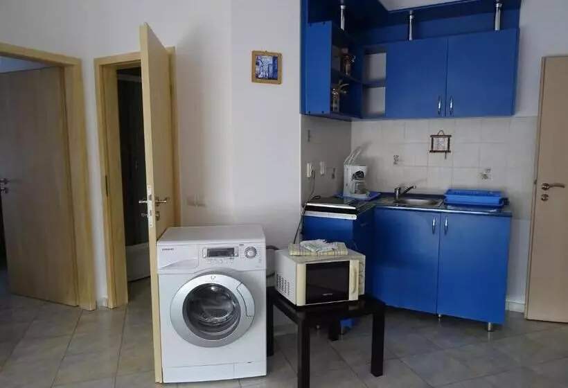 Club Onix Apartments