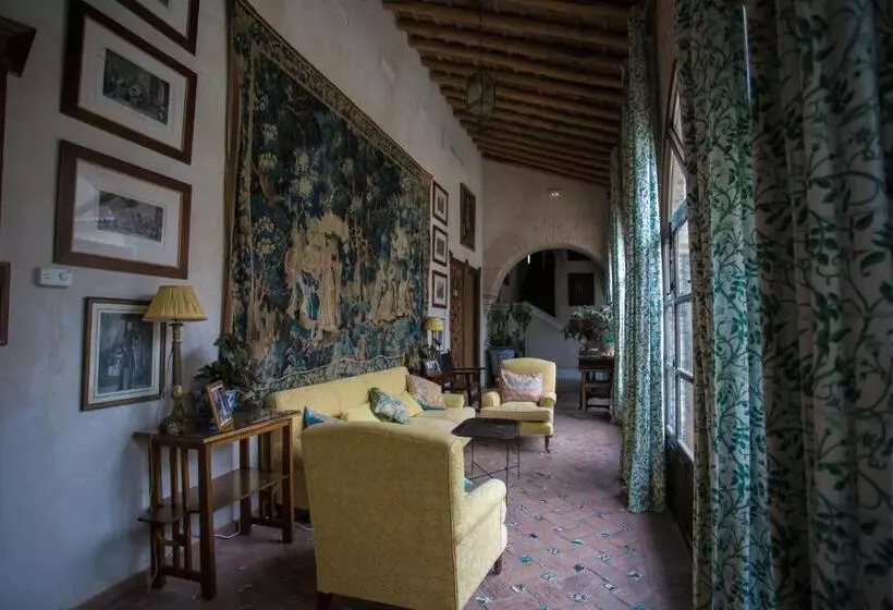 ペンション El Palacio De San Benito