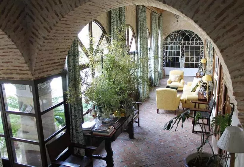 ペンション El Palacio De San Benito