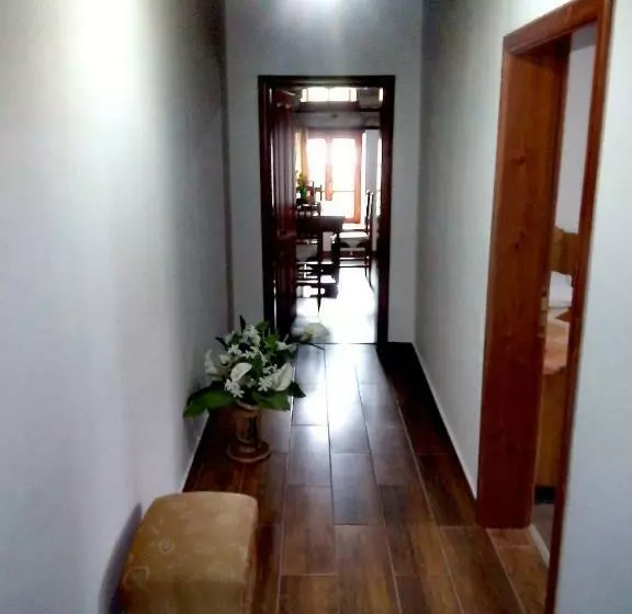 ペンション Guesthouse çelo