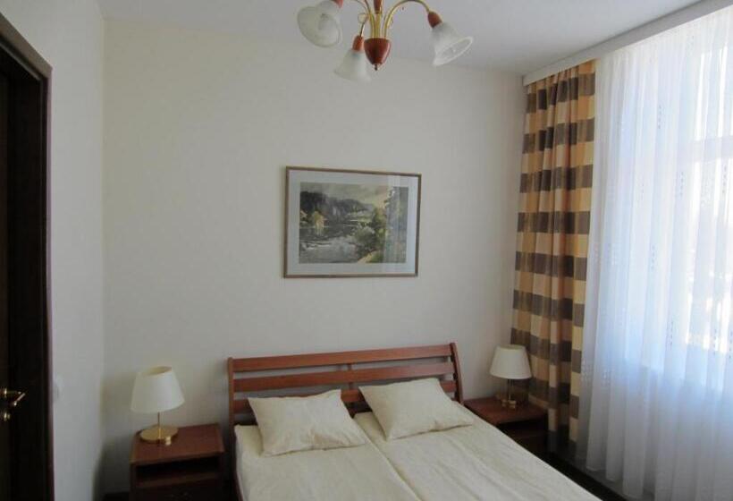 پانسیون Livonija