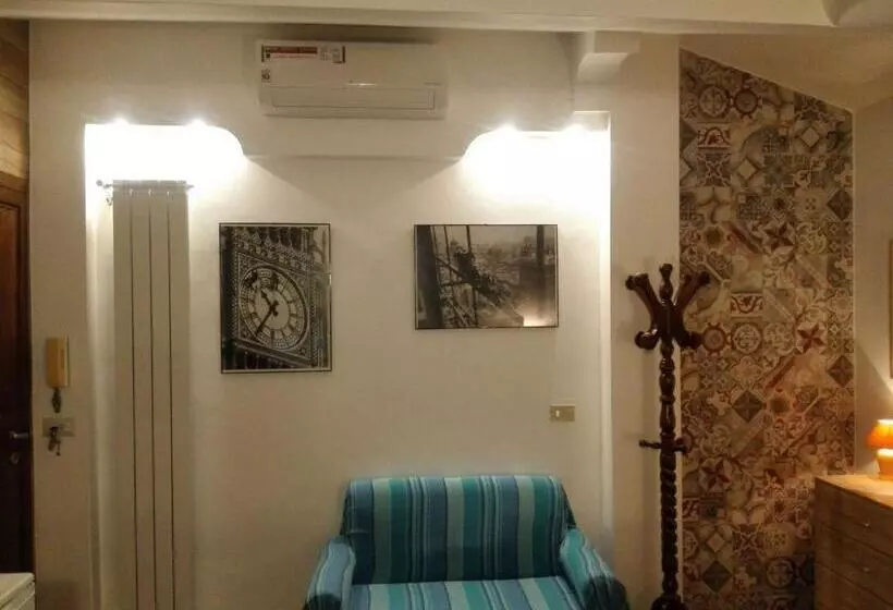 تختخواب و صبحانه Villa Marysa Apartments Seaview