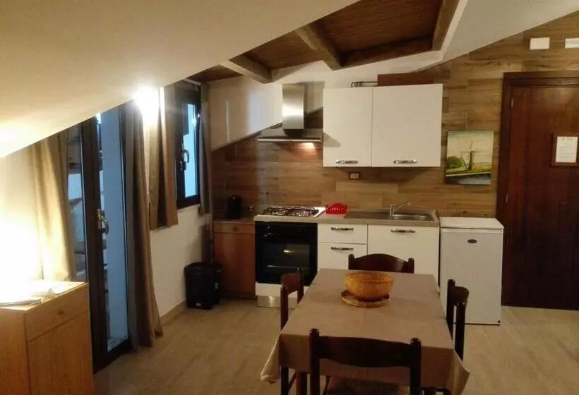 تختخواب و صبحانه Villa Marysa Apartments Seaview