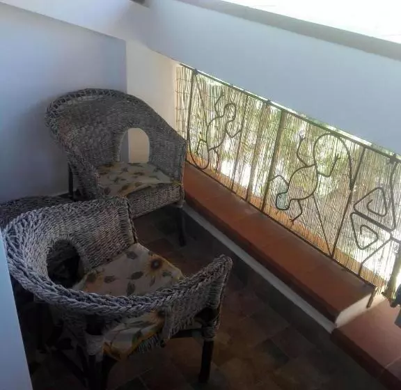 تختخواب و صبحانه Villa Marysa Apartments Seaview
