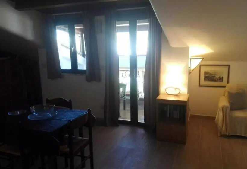 تختخواب و صبحانه Villa Marysa Apartments Seaview