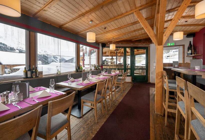 Austria Alpinhotel Ski In Ski Out An Der Edelweissbahn