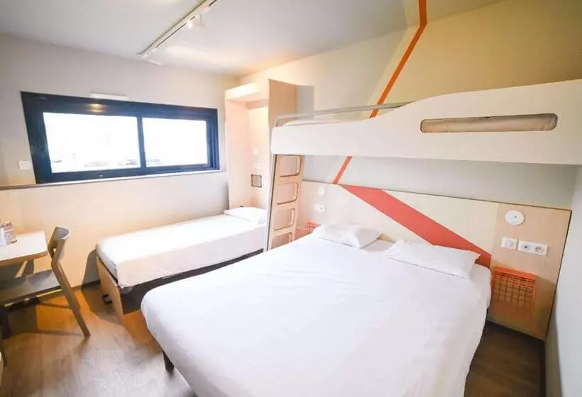 ホテル Ibis Budget Site Du Futuroscope