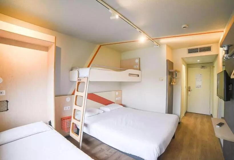 ホテル Ibis Budget Site Du Futuroscope
