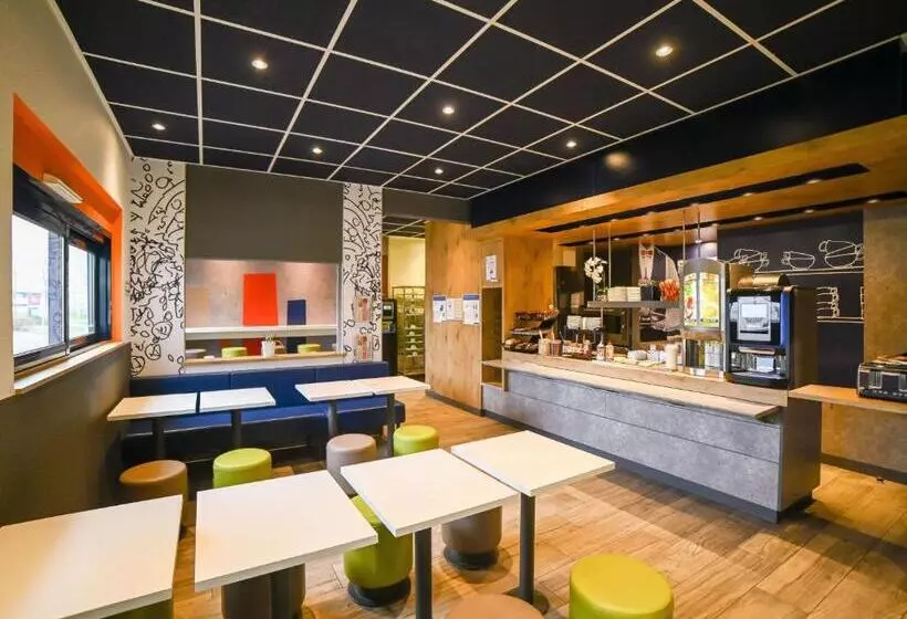 ホテル Ibis Budget Site Du Futuroscope