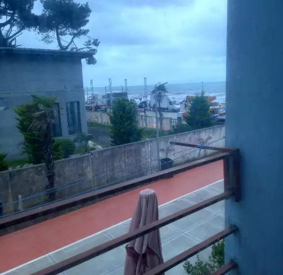 هتل Magnetic Sand