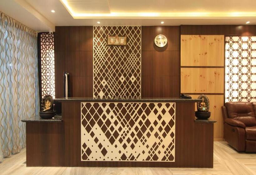 هتل Sandesh Pride