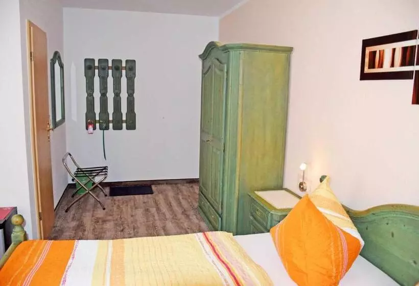 ホテル Selliner Pension Am Waldrand