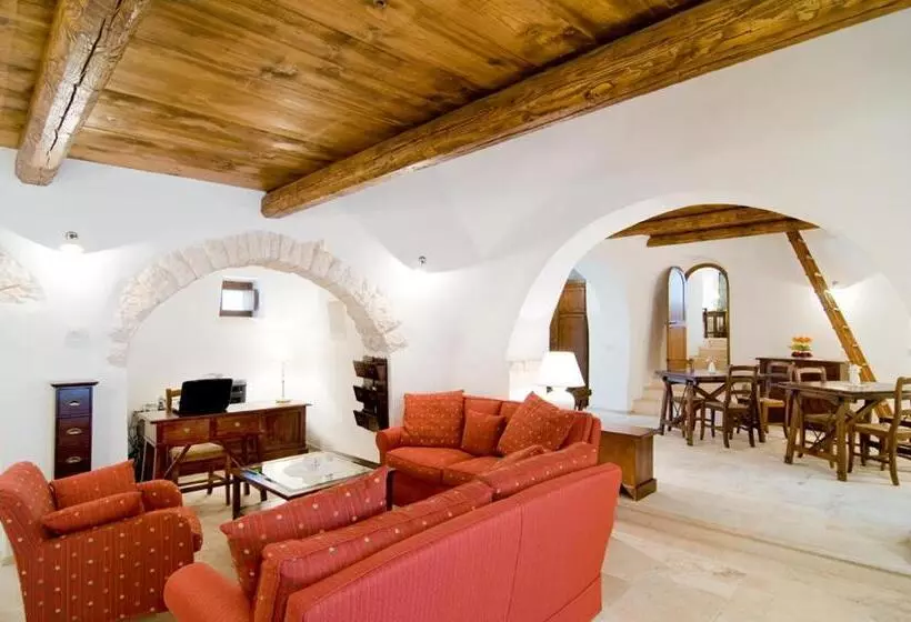 پانسیون Tipico Suite