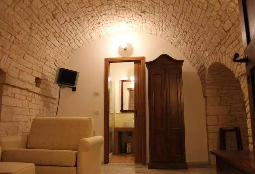 پانسیون Tipico Suite