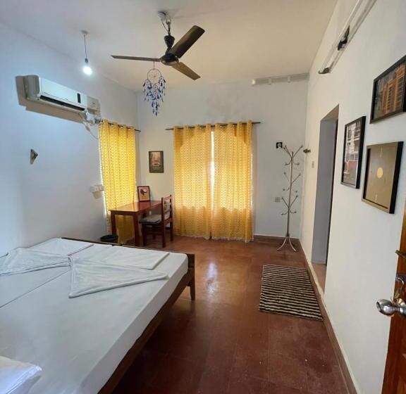 Hope Hostels, Varkala   Helipad