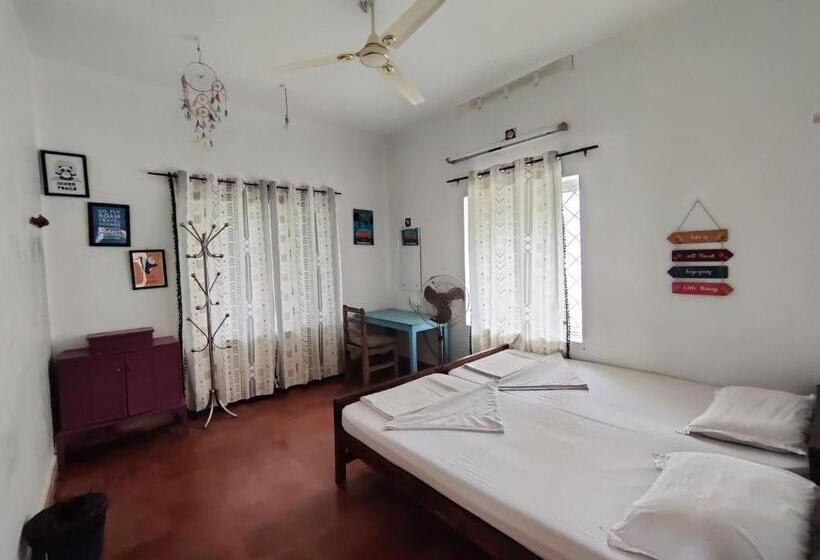 Hope Hostels, Varkala   Helipad