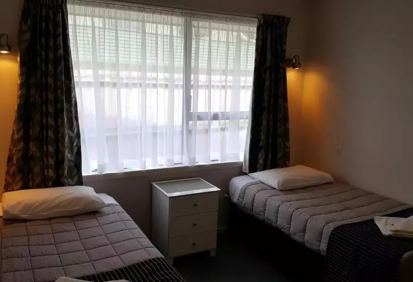 Aalton Motel