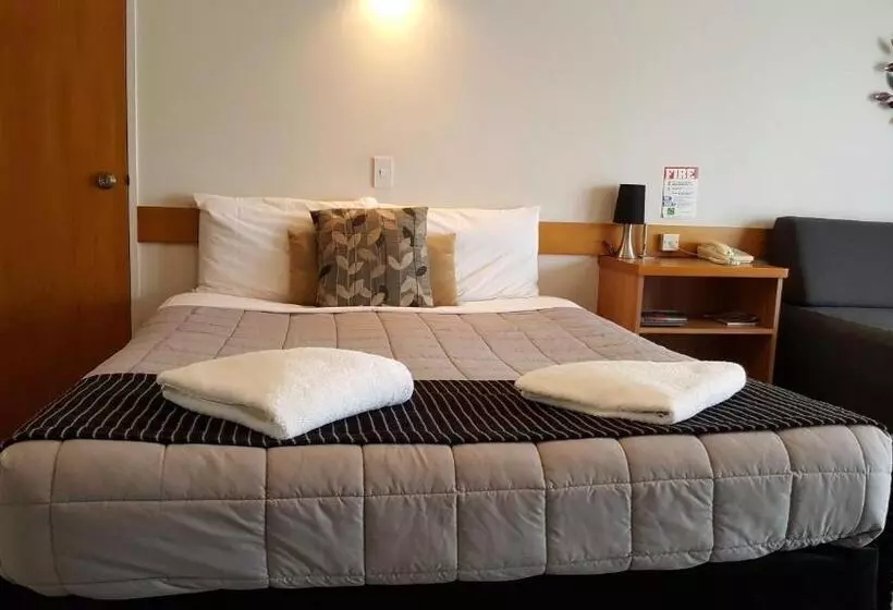 Aalton Motel