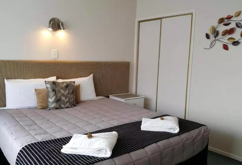 Aalton Motel