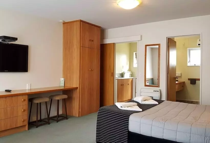 Aalton Motel