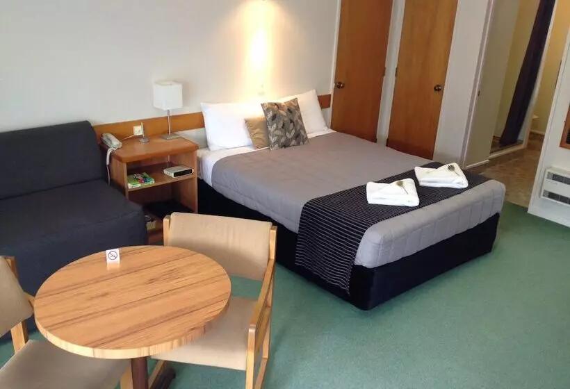 Aalton Motel