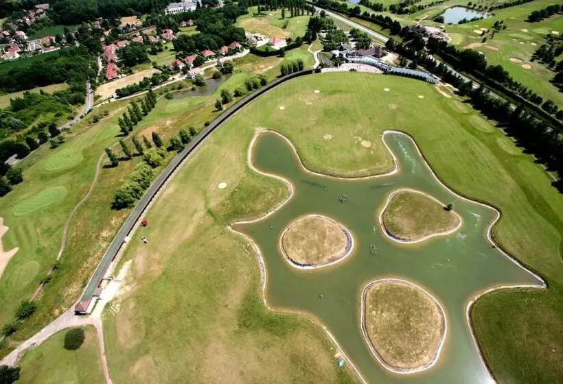 Golf Hotel De Mont Griffon