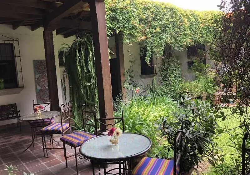 مسافرخانه Las Marias