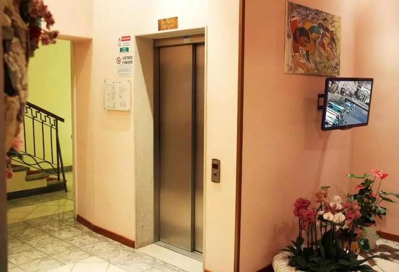 هتل Albergo Al Viale