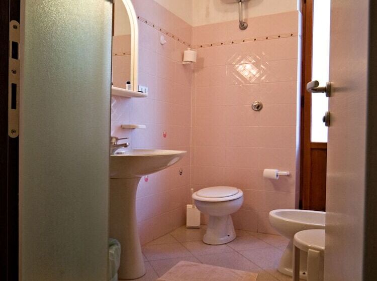 בית מלון כפרי Albergo La Marina B&b