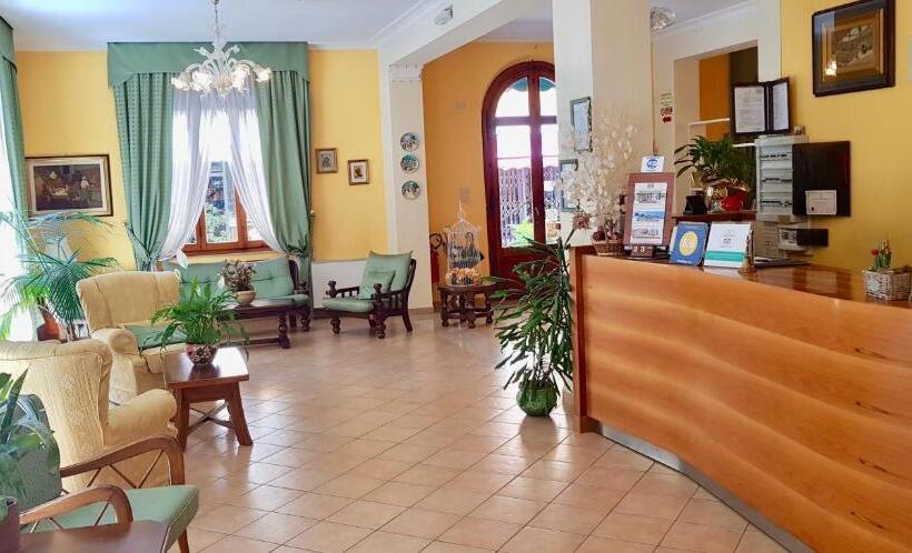 בית מלון כפרי Albergo Natucci