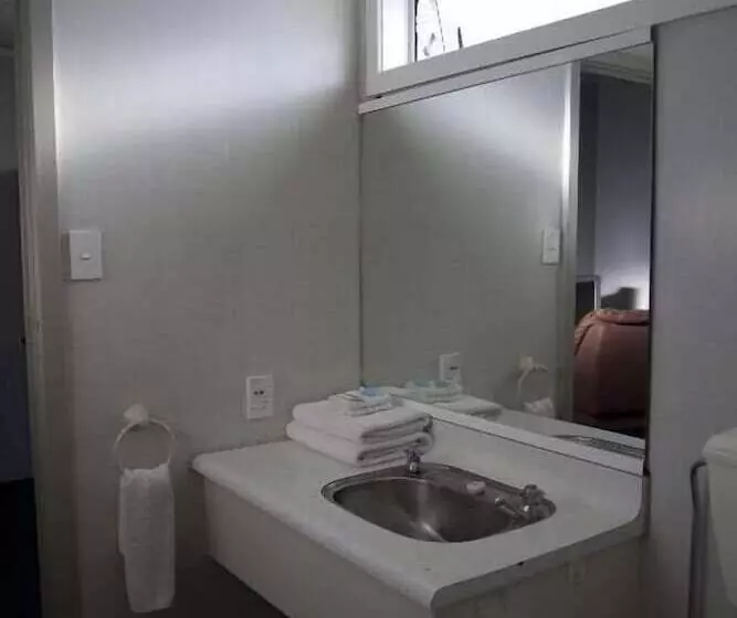 호텔 Apple Motor Inn