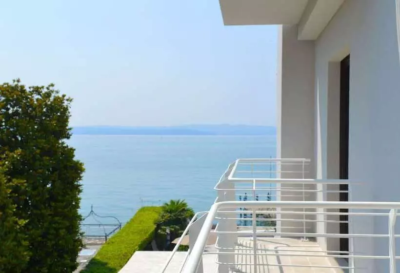 هتل Aqva Boutique